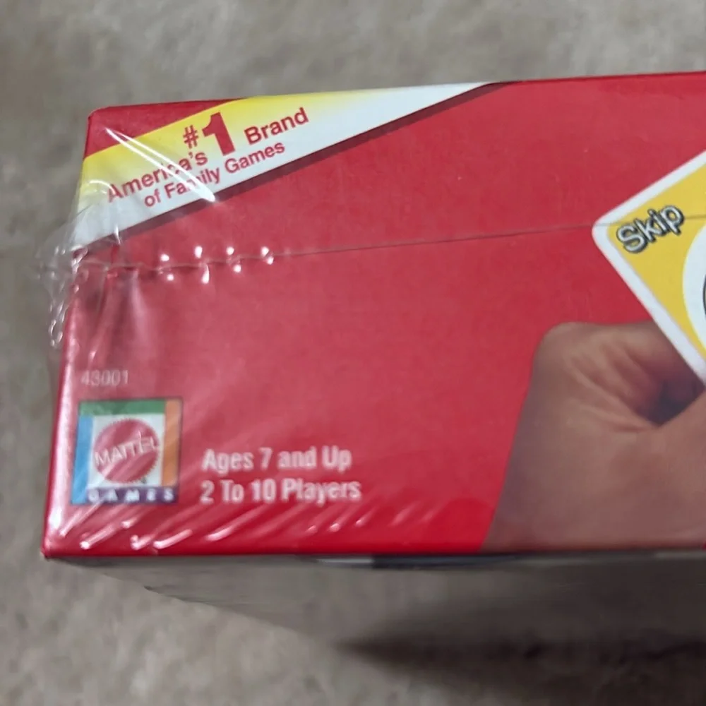 UNO Deluxe Edition Card Game